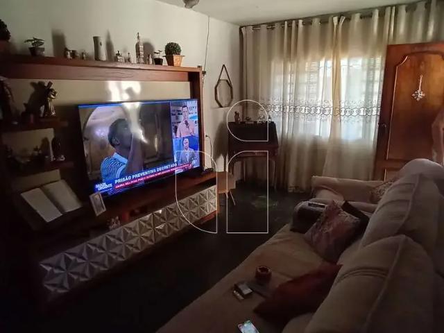 Casa / Sobrado para Venda em Marília/SP Núcleo Habitacional Cecap 3 Quartos
