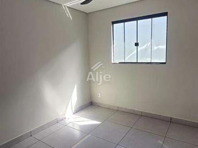 Casa / Sobrado para Venda em Marília/SP Núcleo Habitacional Presidente Jânio da Silva Quadros 3 Quartos