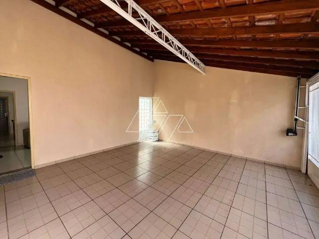 Casa / Sobrado para Venda em Marília/SP Somenzari 2 Quartos