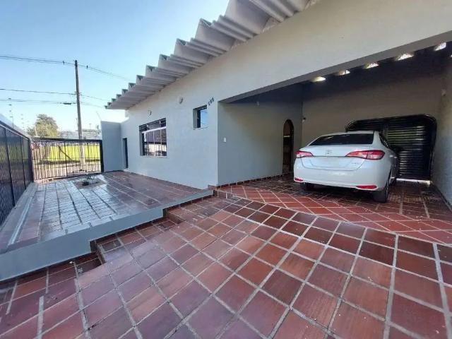 Casa / Sobrado para Venda em Marília/SP Pólon 3 Quartos