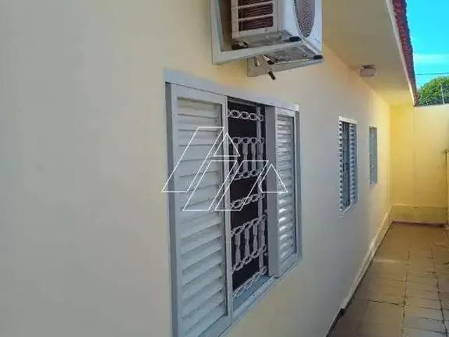 Casa / Sobrado para Venda em Marília/SP Palmital 3 Quartos