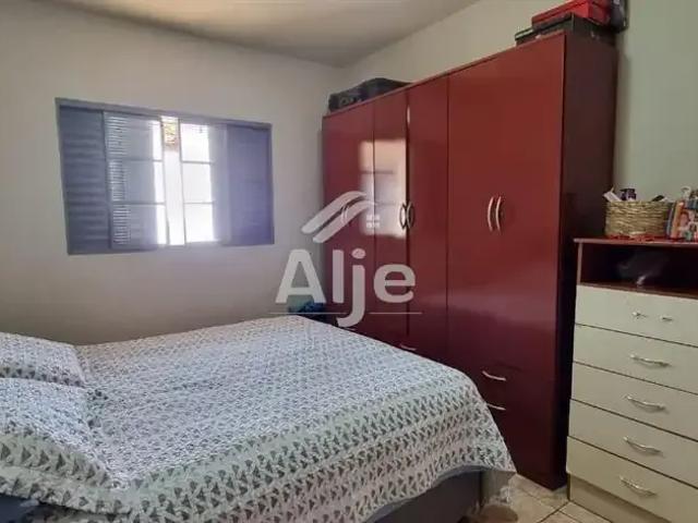 Casa / Sobrado para Venda em Marília/SP Palmital 3 Quartos