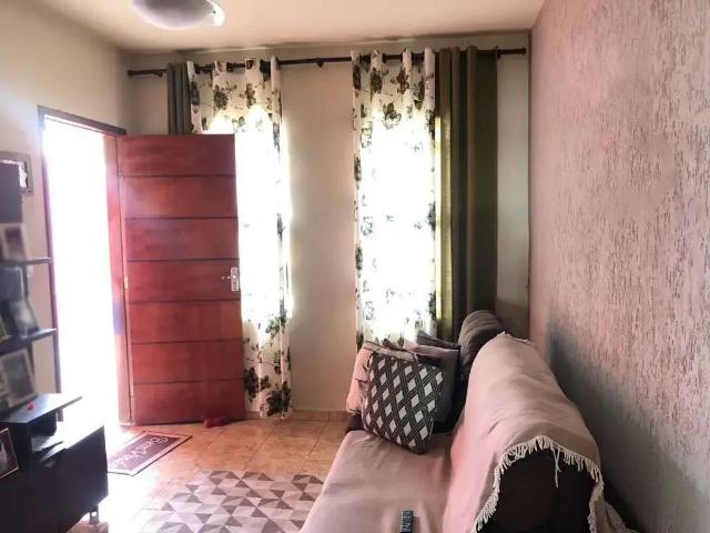 Casa / Sobrado para Venda em Marília/SP Palmital 3 Quartos