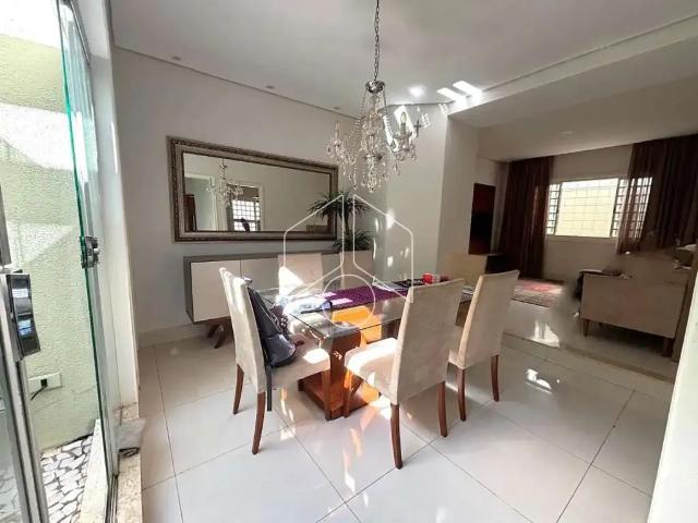 Casa / Sobrado para Venda em Marília/SP Parque das Esmeraldas 3 Quartos