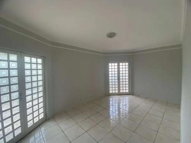 Casa / Sobrado para Venda em Marília/SP Parque das Esmeraldas 4 Quartos