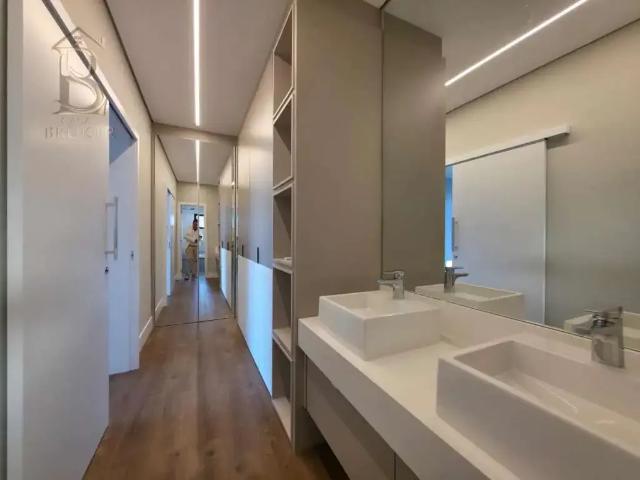 Casa / Sobrado para Venda em Marília/SP Parque das Esmeraldas 4 Quartos