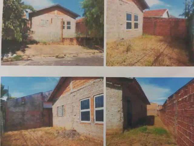 Casa / Sobrado para Venda em Marília/SP Professora Liliana de Sousa Gonzaga 2 Quartos