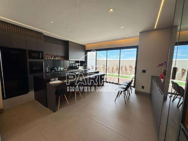 Casa / Sobrado para Venda em Marília/SP Residencial Vale Verde 3 Quartos