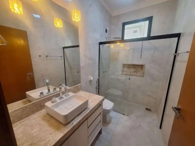 Casa / Sobrado para Venda em Marília/SP Residencial Vale Verde 3 Quartos