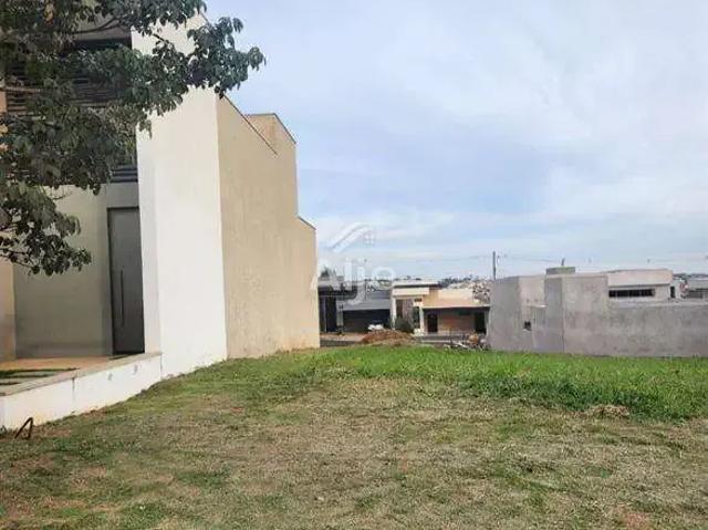 Casa / Sobrado para Venda em Marília/SP Residencial Villa Flora Aquarius