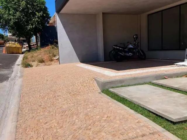 Casa / Sobrado para Venda em Marília/SP Villa Flora 3 Quartos