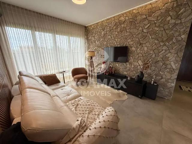 Casa / Sobrado para Venda em Maringá/PR Gleba Ribeirão Centenário 3 Quartos
