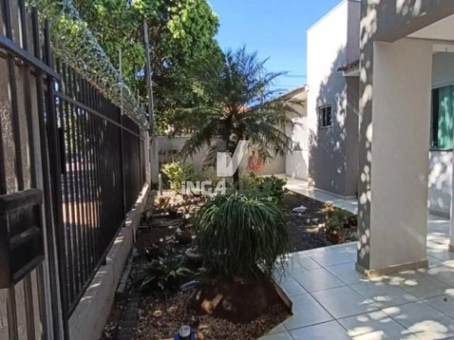 Casa / Sobrado para Venda em Maringá/PR Jardim Novo Oásis 3 Quartos