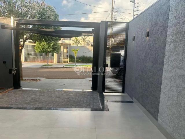 Casa / Sobrado para Venda em Maringá/PR Jardim Araucária 3 Quartos