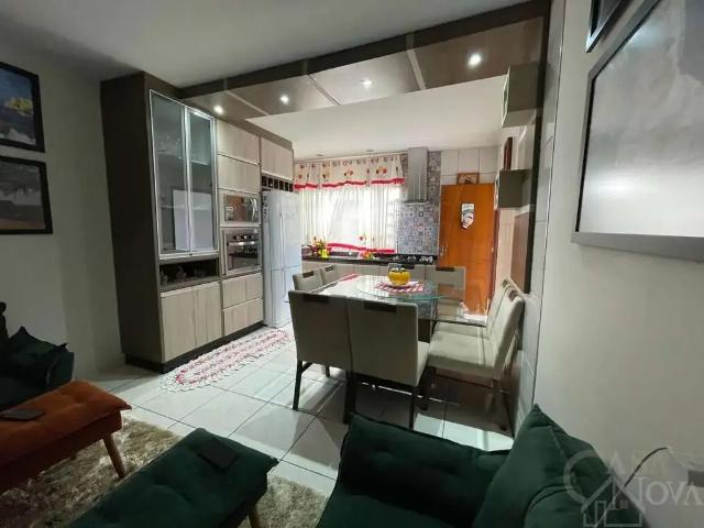 Casa / Sobrado para Venda em Maringá/PR Jardim Dias I 3 Quartos