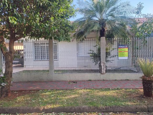 Casa / Sobrado para Venda em Maringá/PR Jardim dos Pássaros