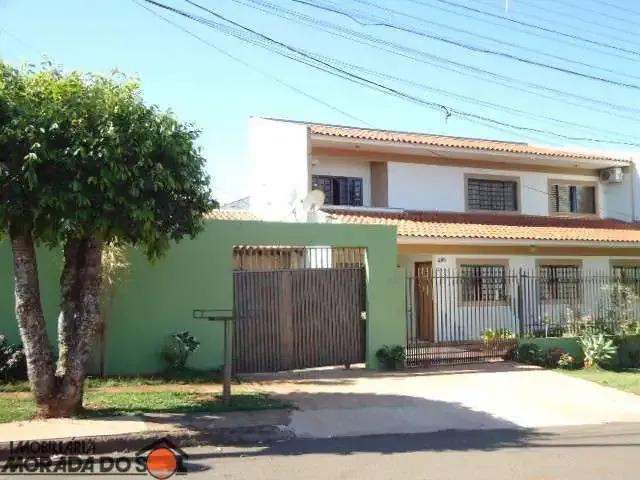 Casa / Sobrado para Venda em Maringá/PR Jardim dos Pássaros 3 Quartos