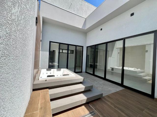 Casa / Sobrado para Venda em Maringá/PR Jardim Espanha 3 Quartos