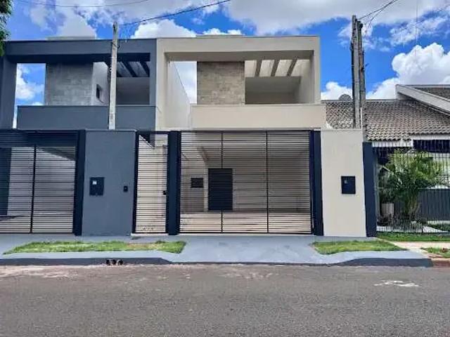 Casa / Sobrado para Venda em Maringá/PR Jardim Higienópolis 3 Quartos