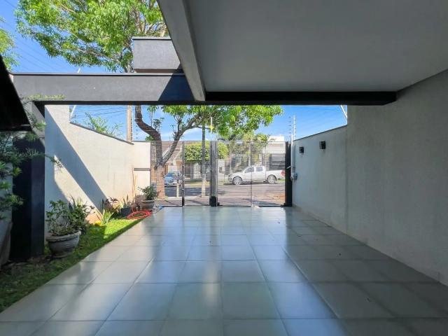 Casa / Sobrado para Venda em Maringá/PR Jardim Itália II 2 Quartos
