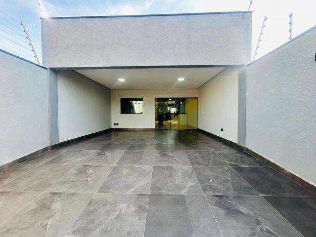 Casa / Sobrado para Venda em Maringá/PR Jardim Três Lagoas 3 Quartos