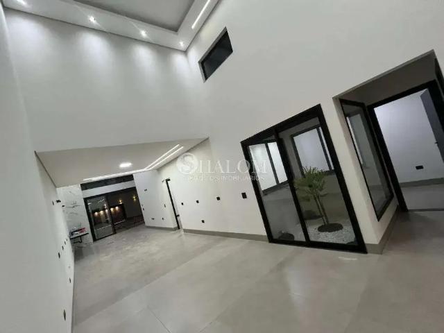 Casa / Sobrado para Venda em Maringá/PR Jardim Verônica 3 Quartos