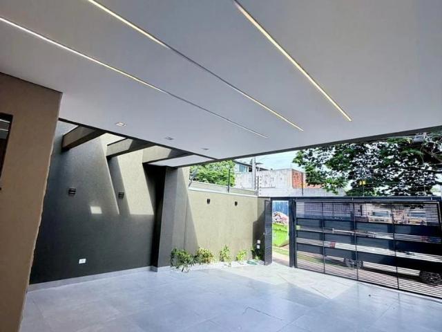 Casa / Sobrado para Venda em Maringá/PR Vila Morangueira 3 Quartos