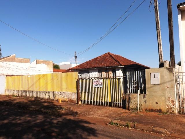 Casa / Sobrado para Venda em Maringá/PR Vila Santo Antônio 2 Quartos