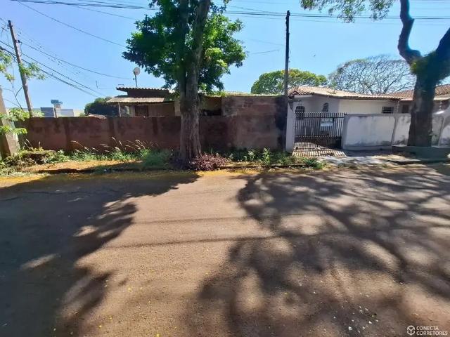 Casa / Sobrado para Venda em Maringá/PR Zona 07 2 Quartos