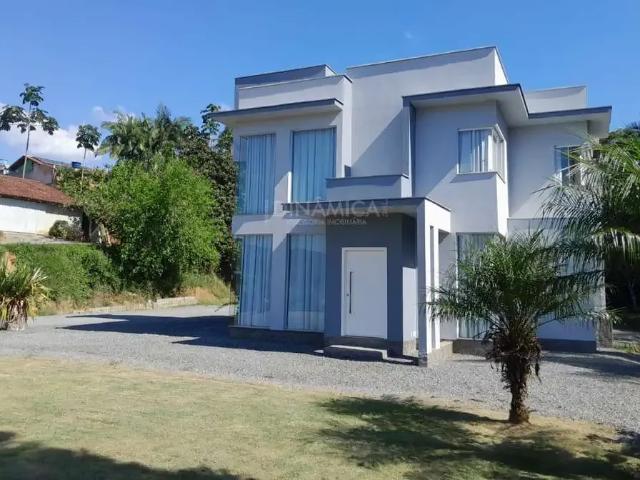 Casa / Sobrado para Venda em Massaranduba/SC Centro 3 Quartos