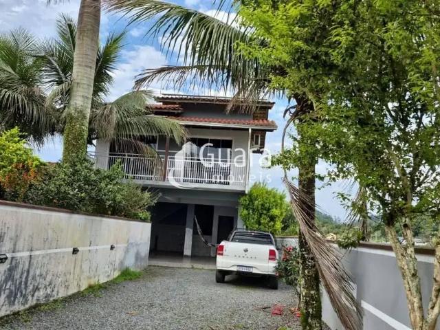 Casa / Sobrado para Venda em Massaranduba/SC Centro 5 Quartos
