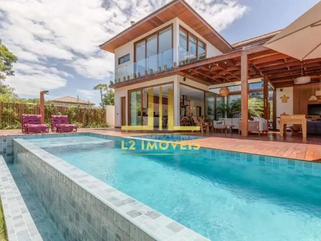 Casa / Sobrado para Venda em Mata de São João/BA Centro 5 Quartos