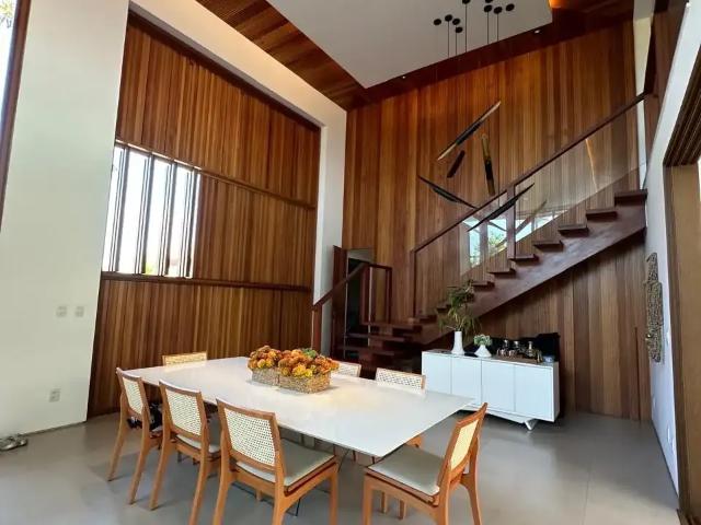 Casa / Sobrado para Venda em Mata de São João/BA Praia do Forte 5 Quartos