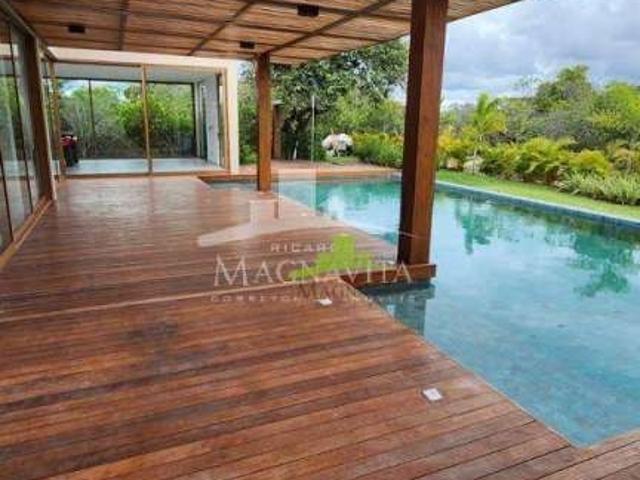 Casa / Sobrado para Venda em Mata de São João/BA Praia do Forte 5 Quartos