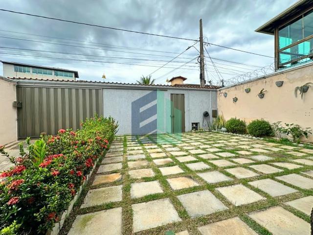 Casa / Sobrado para Venda em Mateus Leme/MG Centro 4 Quartos