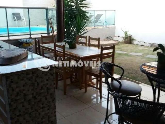 Casa / Sobrado para Venda em Mateus Leme/MG Concenza 4 Quartos