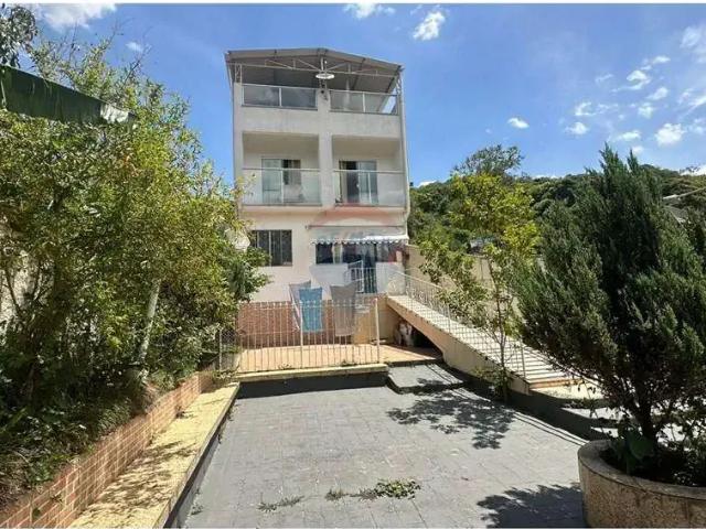 Casa / Sobrado para Venda em Matias Barbosa/MG Centro 2 Quartos