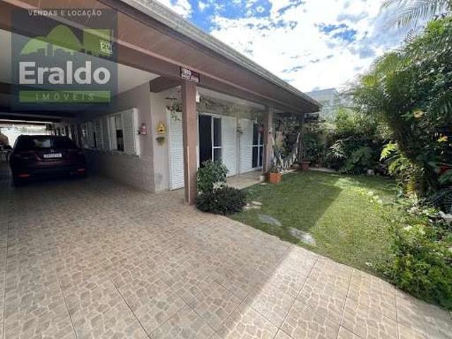 Casa / Sobrado para Venda em Matinhos/PR Balneário Caravelas 4 Quartos