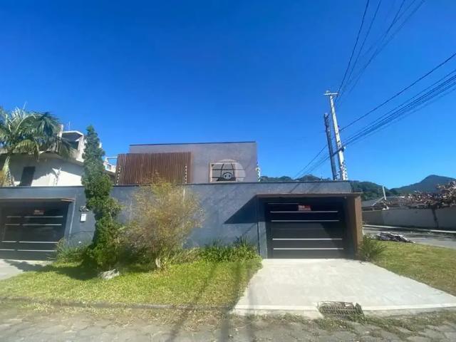 Casa / Sobrado para Venda em Matinhos/PR Bom Retiro 4 Quartos