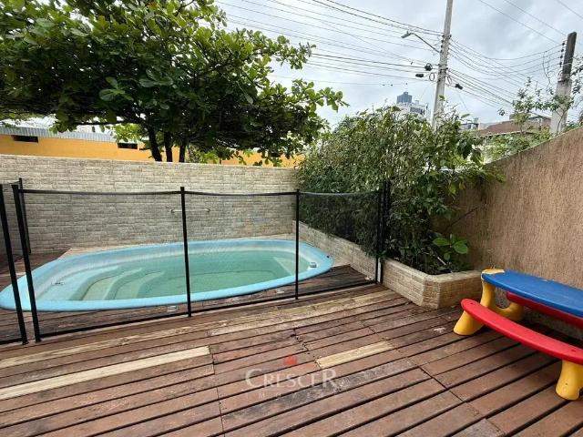 Casa / Sobrado para Venda em Matinhos/PR Caiobá 4 Quartos