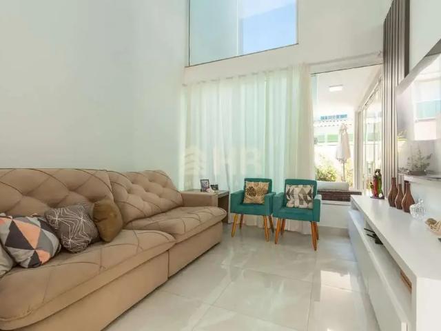 Casa / Sobrado para Venda em Matinhos/PR Costa Azul 3 Quartos