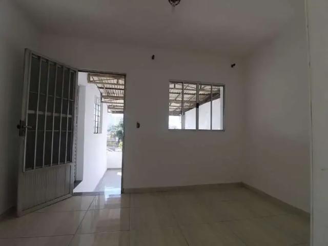 Casa / Sobrado para Venda em Mauá/SP Parque São Vicente 2 Quartos