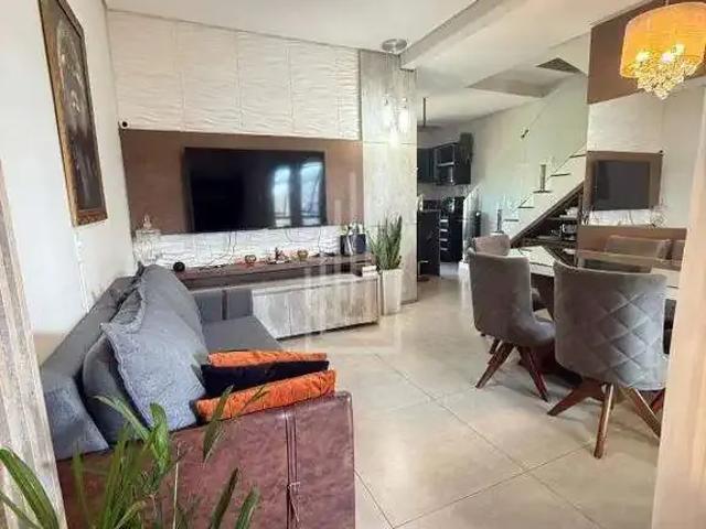 Casa / Sobrado para Venda em Medianeira/PR Belo Horizonte 3 Quartos