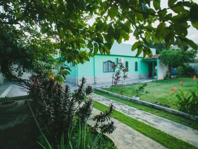Casa / Sobrado para Venda em Mesquita/RJ Centro 2 Quartos