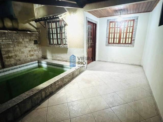 Casa / Sobrado para Venda em Mesquita/RJ Cosmorama 4 Quartos