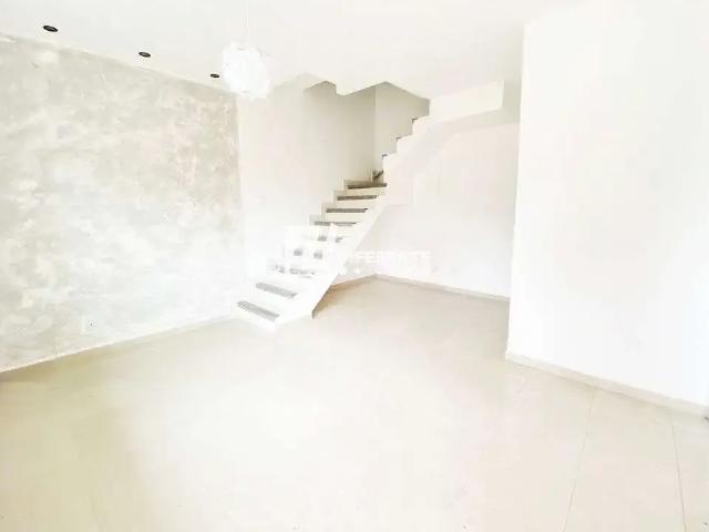 Casa / Sobrado para Venda em Mesquita/RJ Coréia 2 Quartos