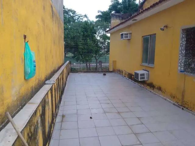 Casa / Sobrado para Venda em Mesquita/RJ Vila Emil 5 Quartos