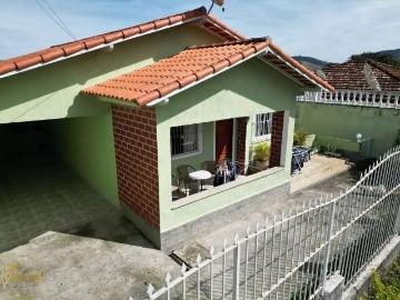 Casa / Sobrado para Venda em Miguel Pereira/RJ Centro 4 Quartos
