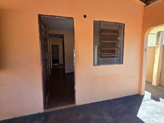 Casa / Sobrado para Venda em Mirassolândia/SP Centro 2 Quartos