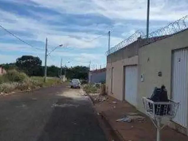 Casa / Sobrado para Venda em Monte Carmelo/MG Vila Itália